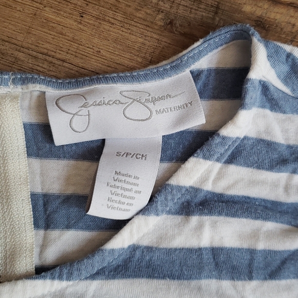 Maternity top - Picture 2 of 6